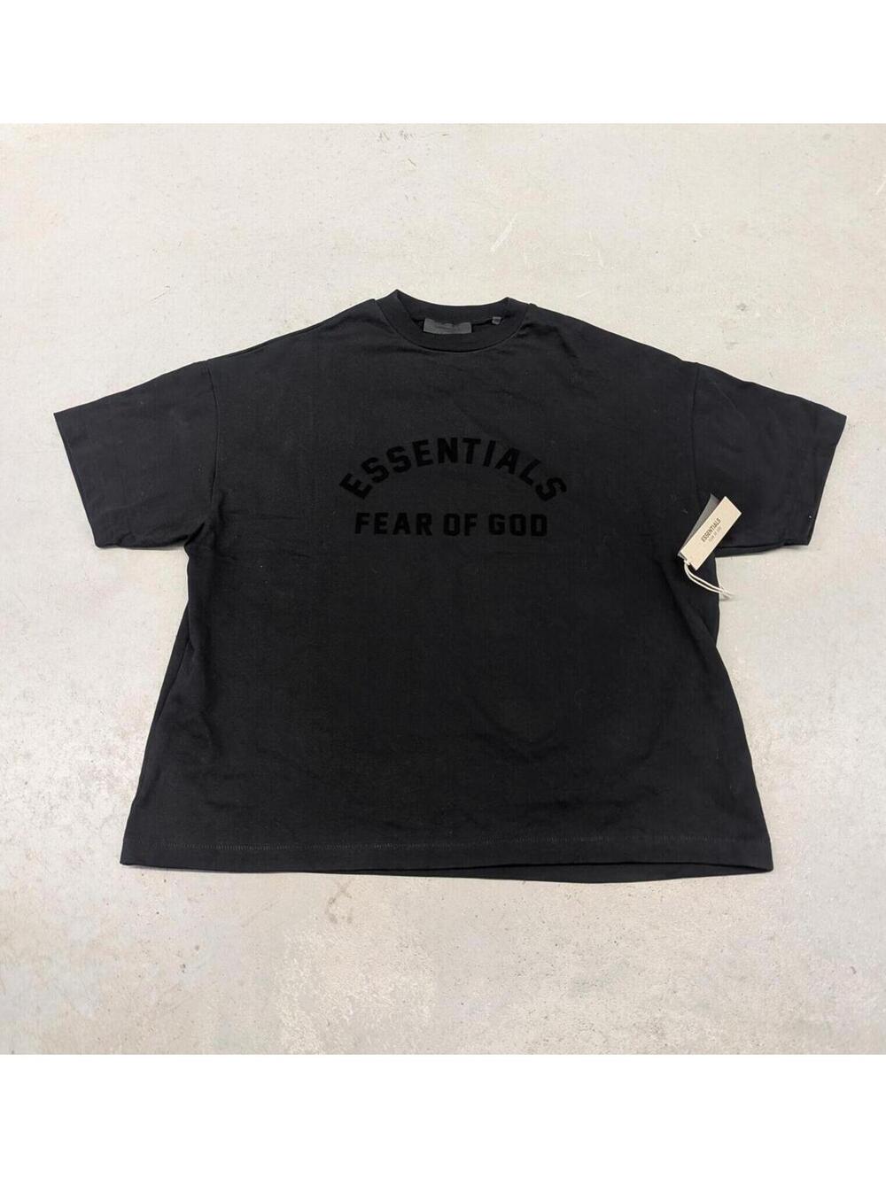 Essentials Fear Of God Black on Black Heavyweight T-shirt